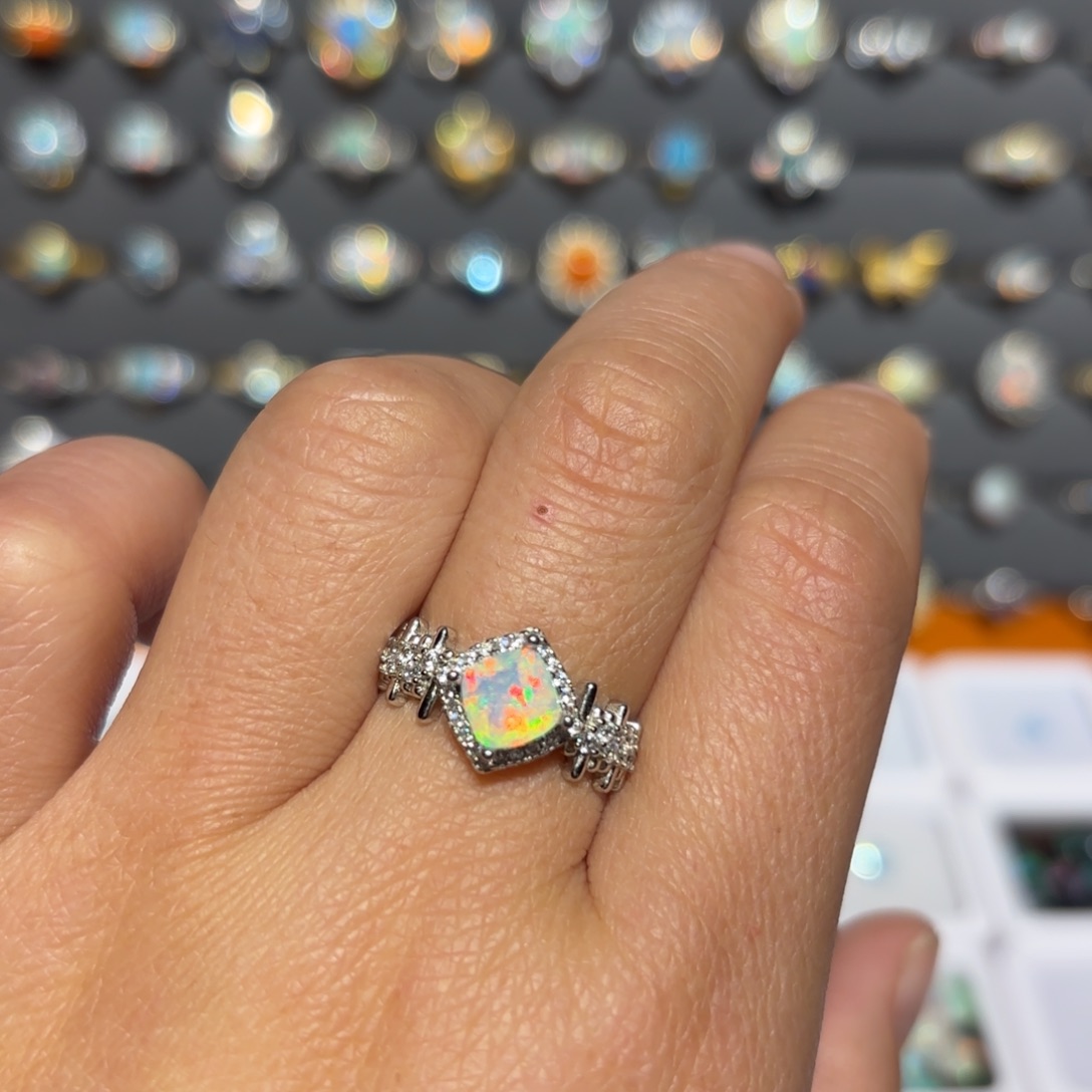 欧泊戒指银S925镶嵌欧波戒指