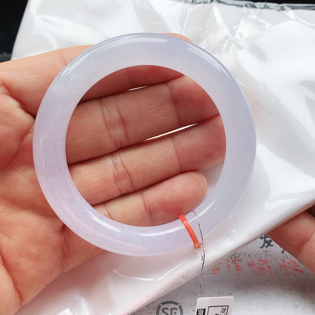 翡翠手镯未镶嵌天然翡翠手镯