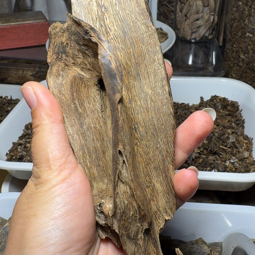 沉香碎屑沉香老陆河大壳子