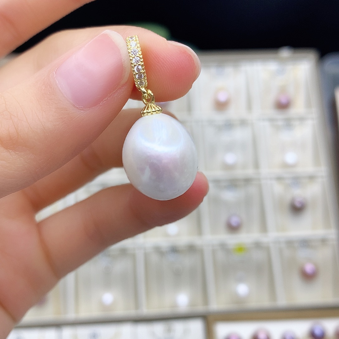 淡水珍珠颈饰合金