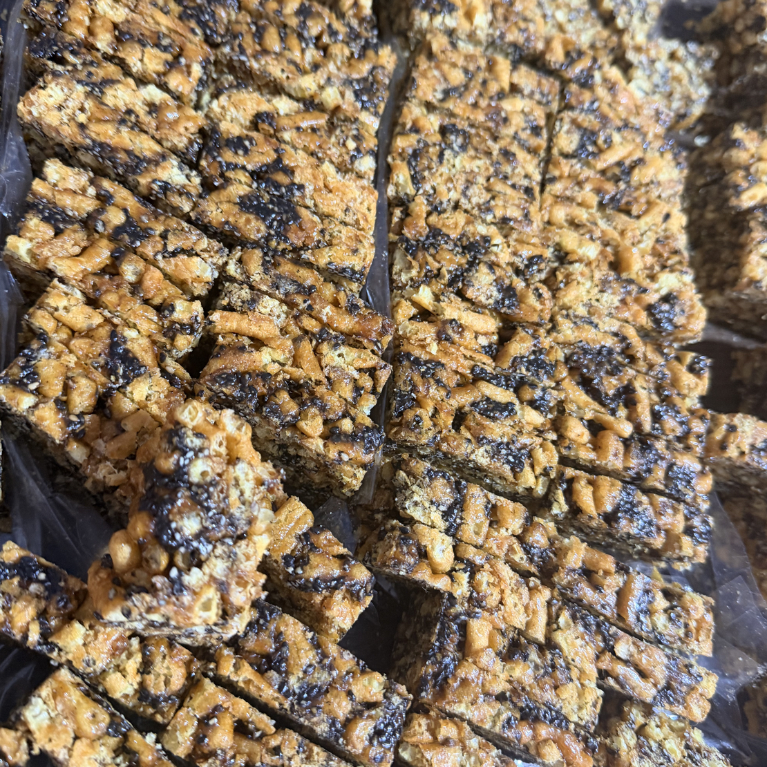 江西上饶芝麻沙琪玛硬脆纯手工制作