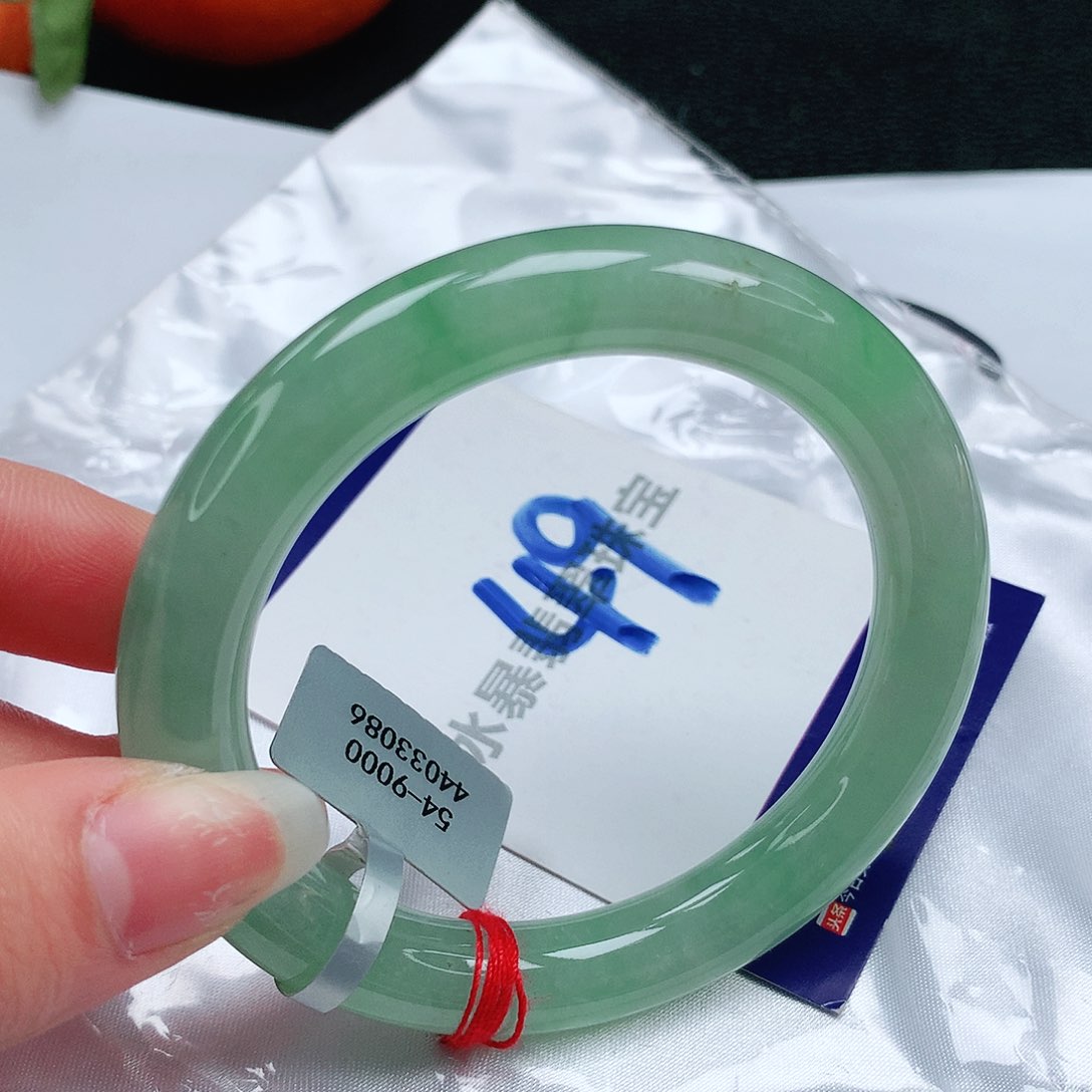 翡翠手镯未镶嵌缅甸天然a货翡翠