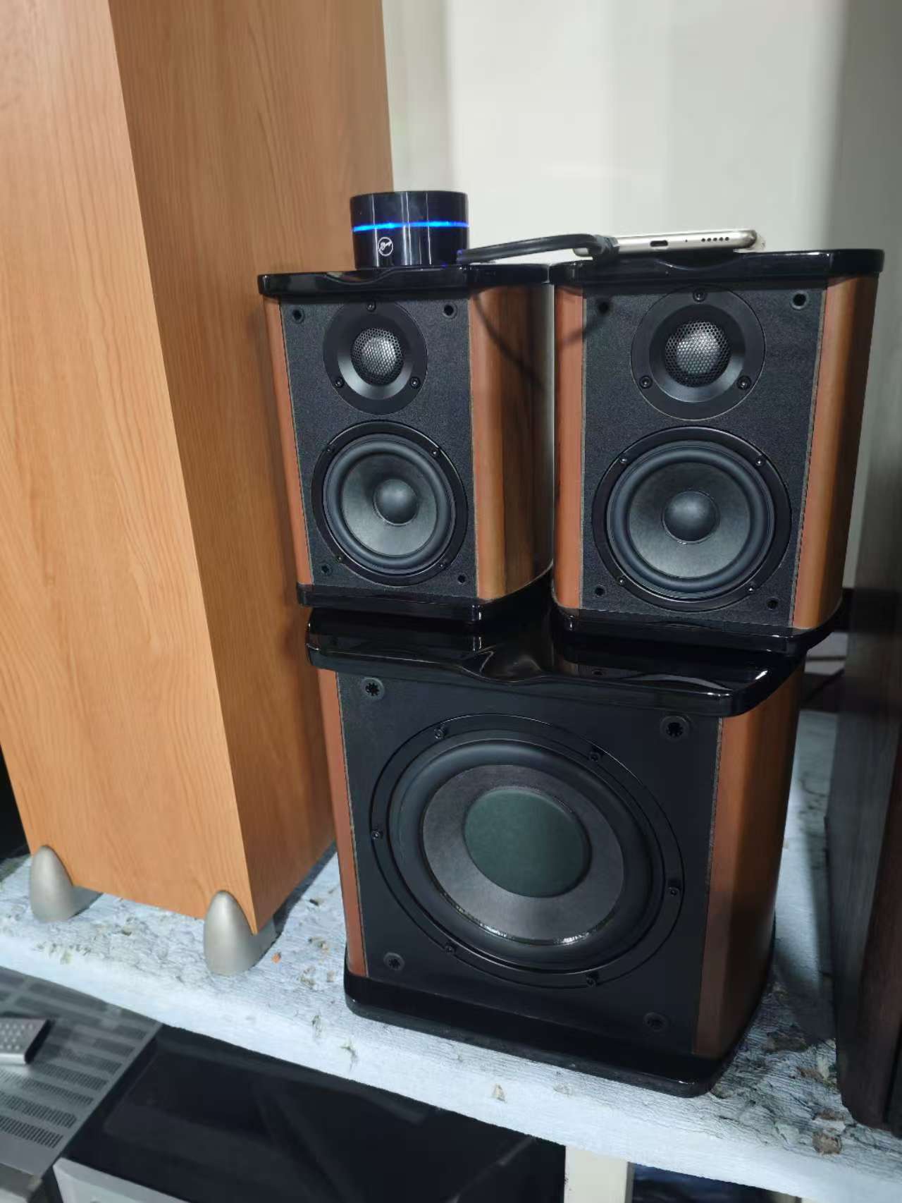 8新  《惠威 型号M-50W 2.1有源桌面音箱》运费自理