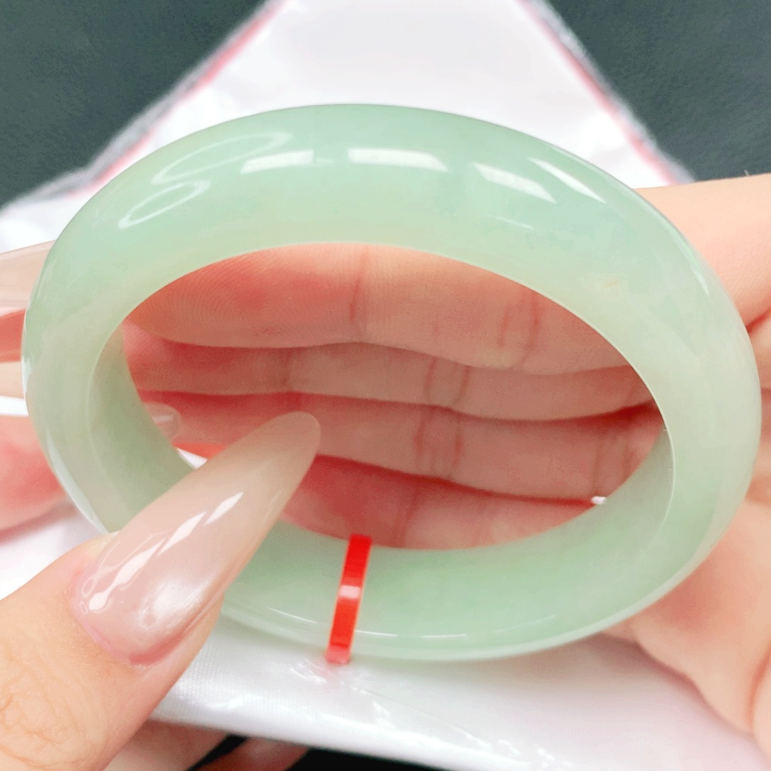 翡翠未镶嵌手镯53