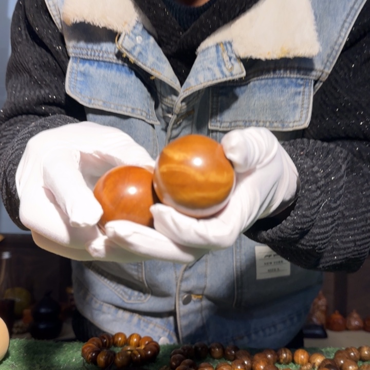 金丝楠太*松小叶桢楠手把件