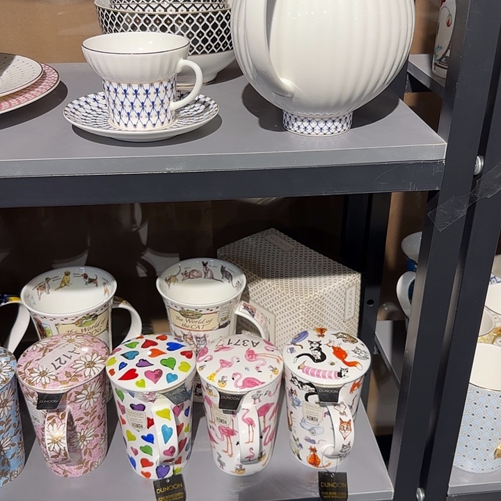 俩杯俩碟咖啡壶咖啡壶