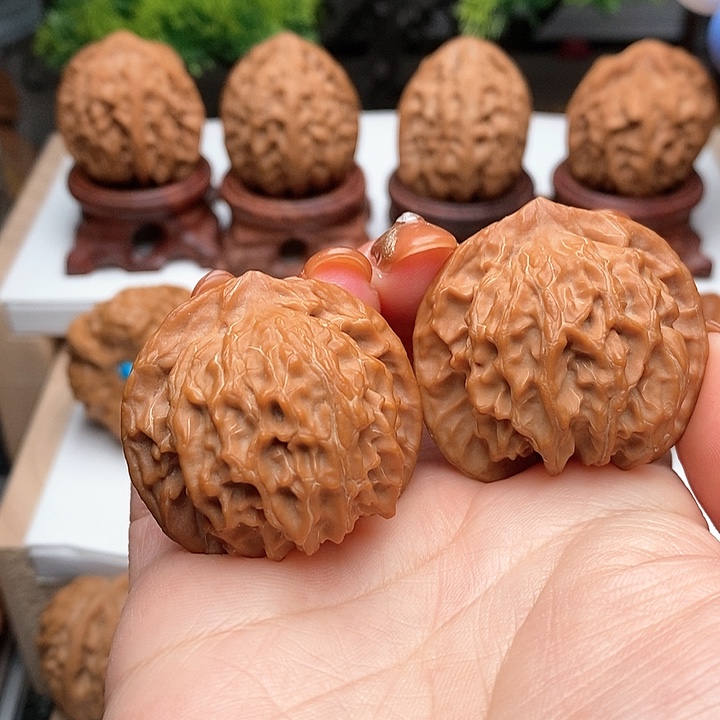 文玩核桃把件公子帽