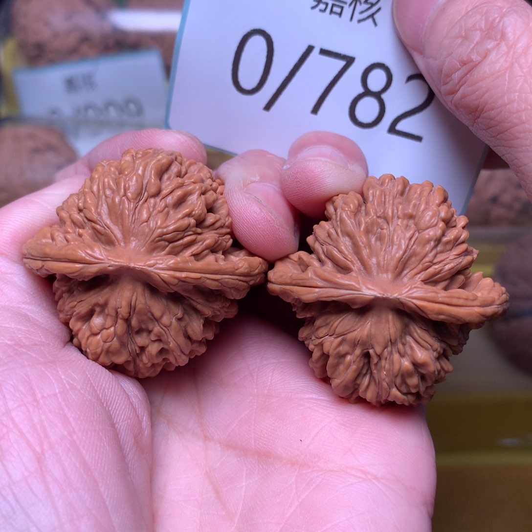 文玩核桃把件汉高楼39