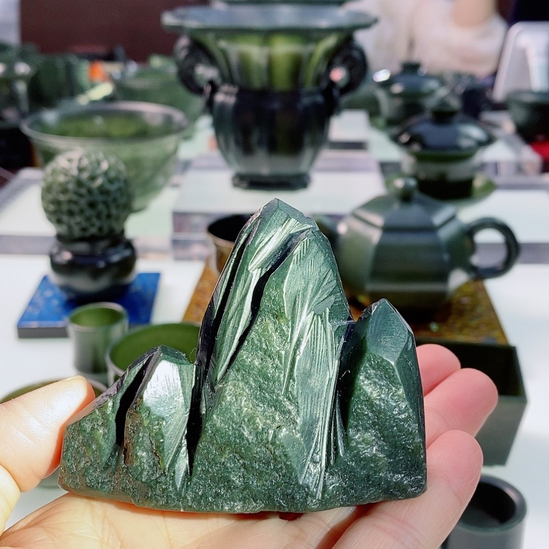 和田玉（青玉）未镶嵌摆件