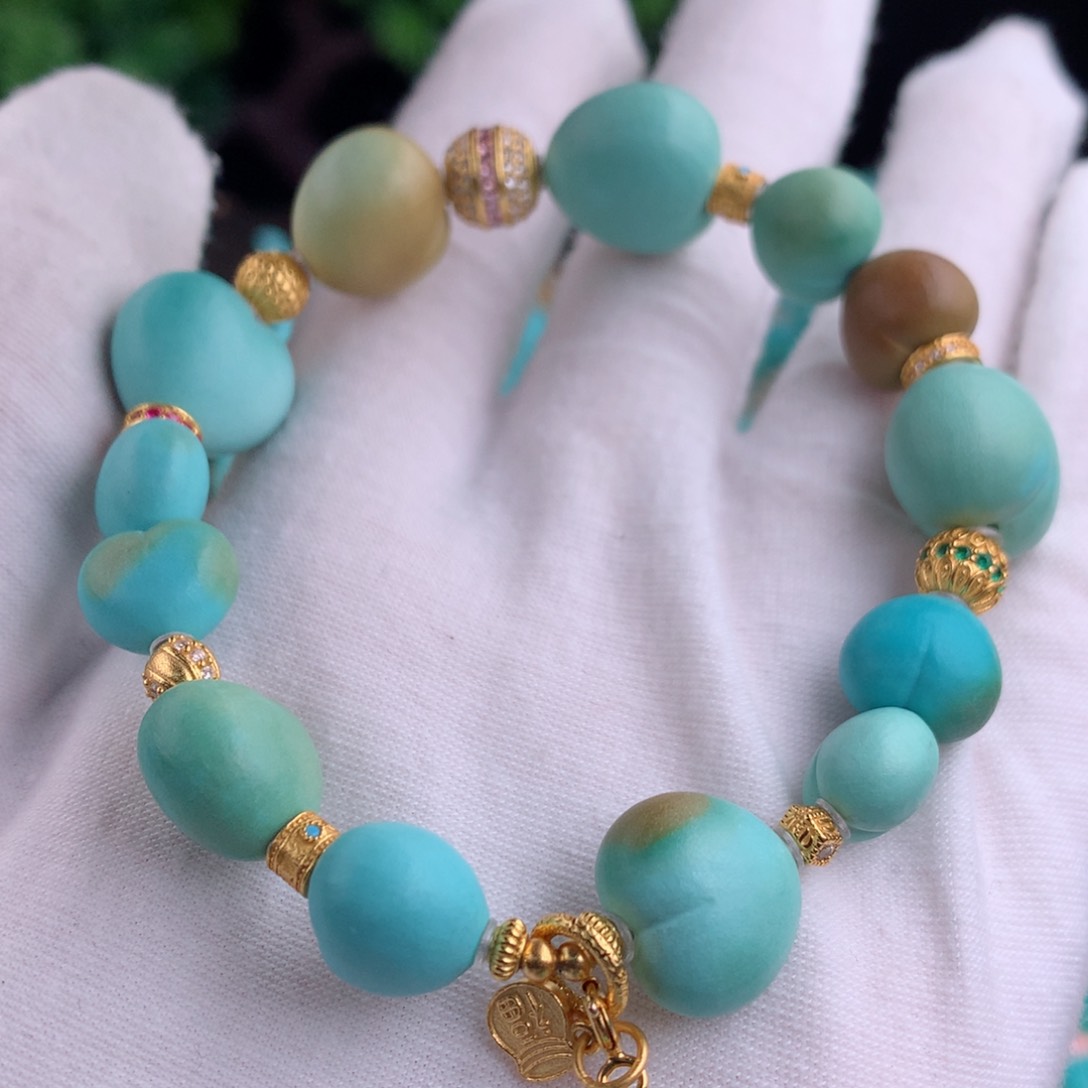 【闪购商品】绿松石屁桃手链18K金镶嵌