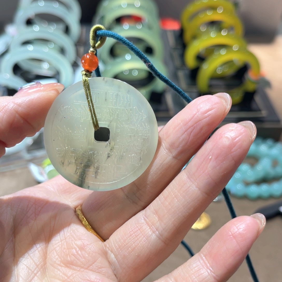 岫玉手镯未镶嵌手镯