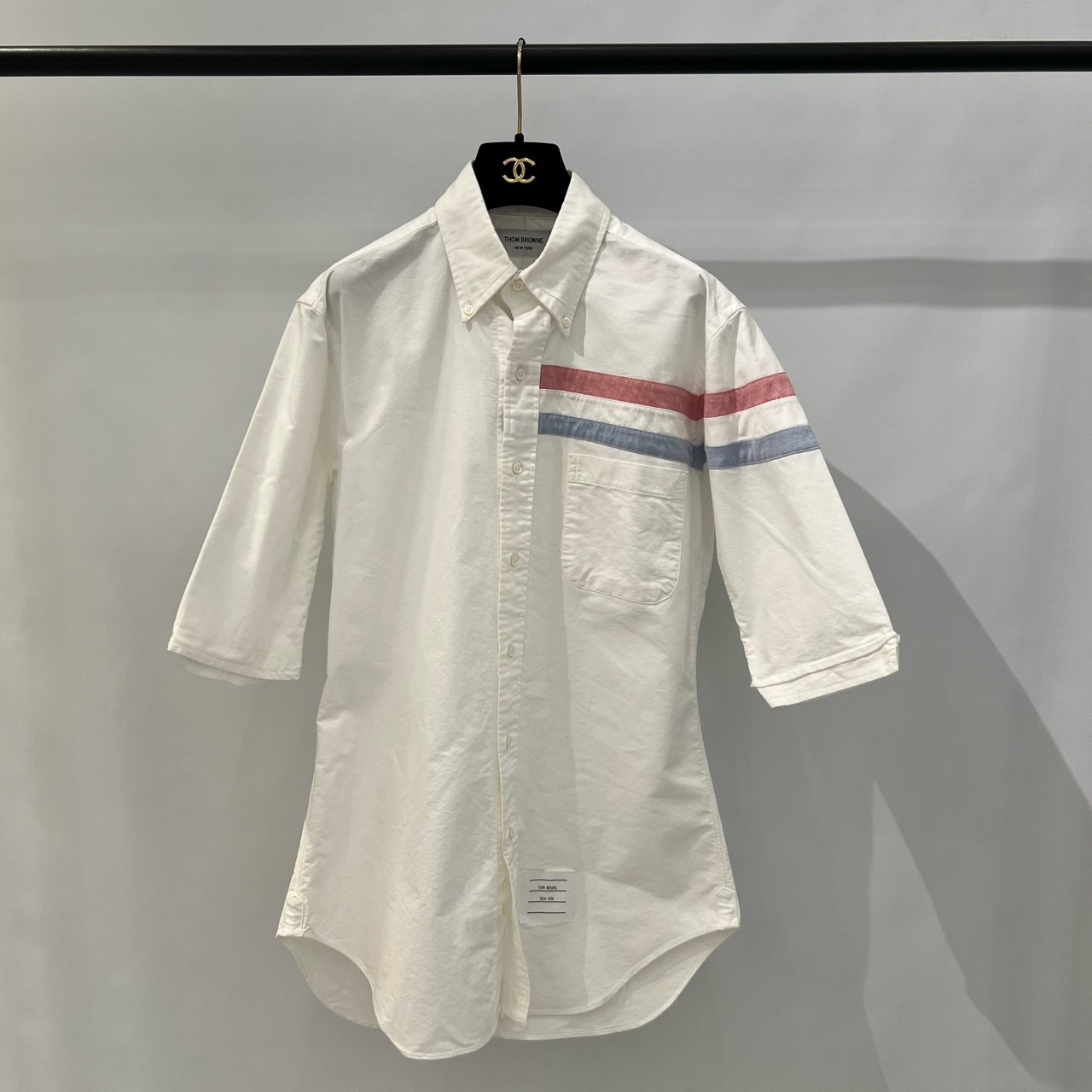 99新 THOMBROWNE 00436现货：2码 夏季白色休闲短袖