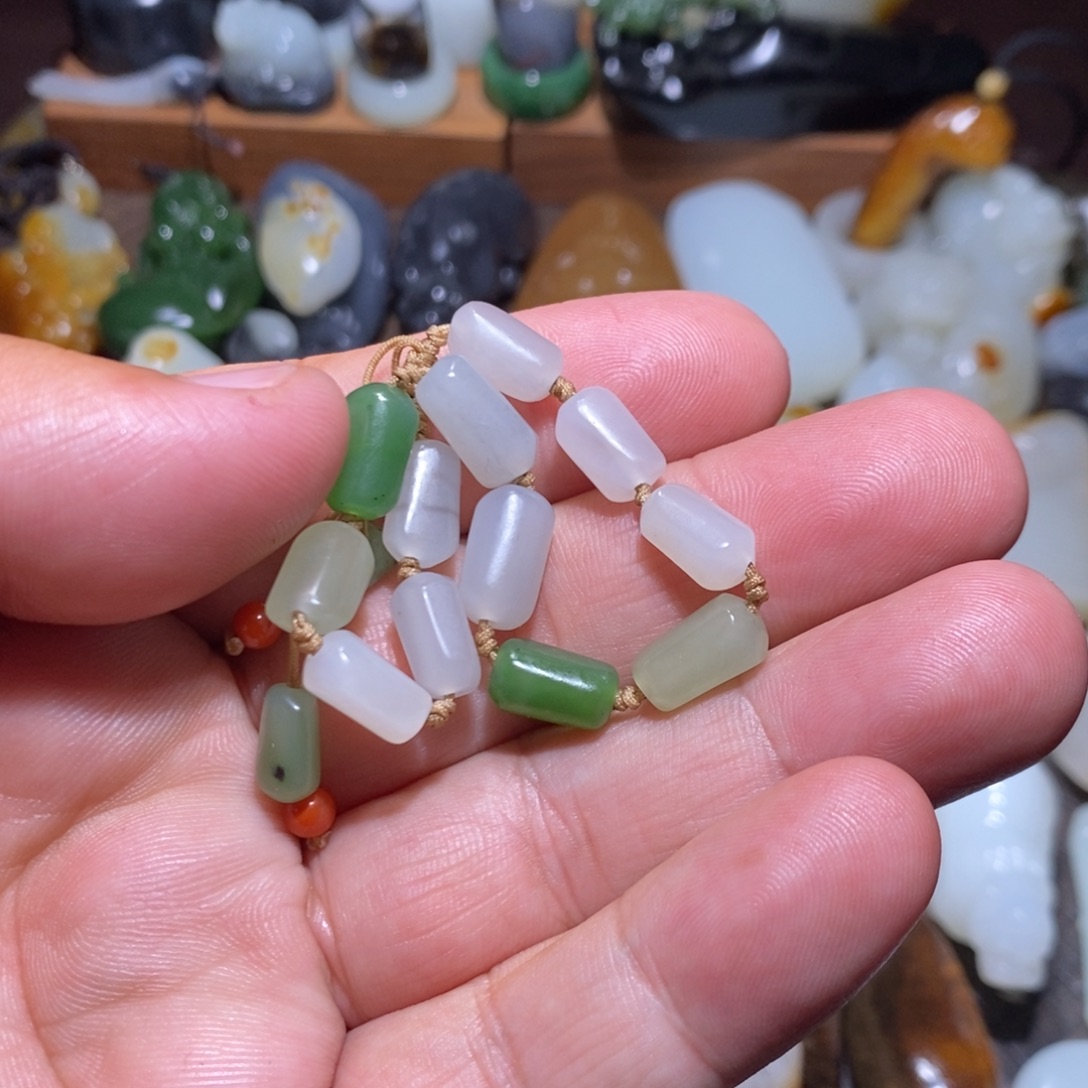 @***好和田玉未镶嵌颈饰