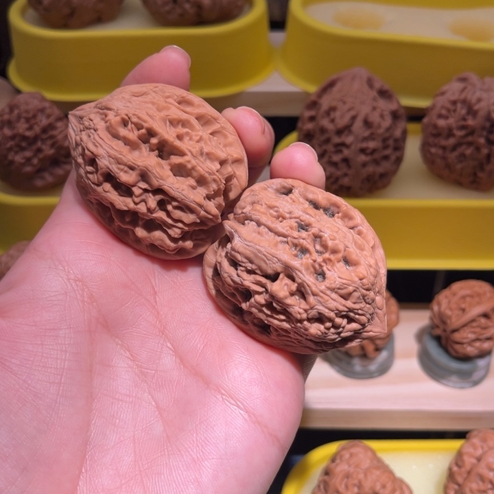 ****运吊坠桃核42大gu石W2004