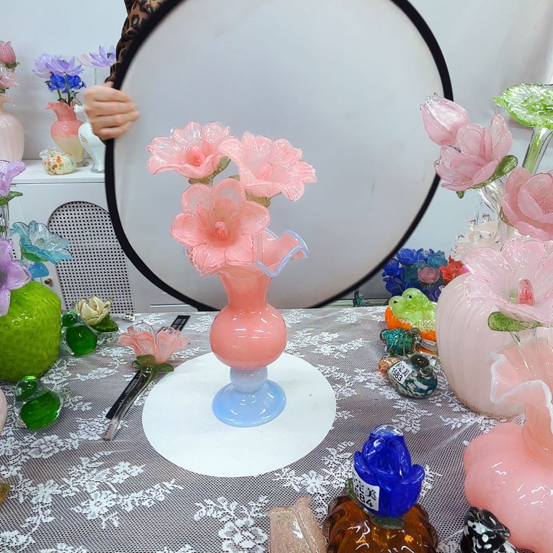 琉璃花瓶器艺术品