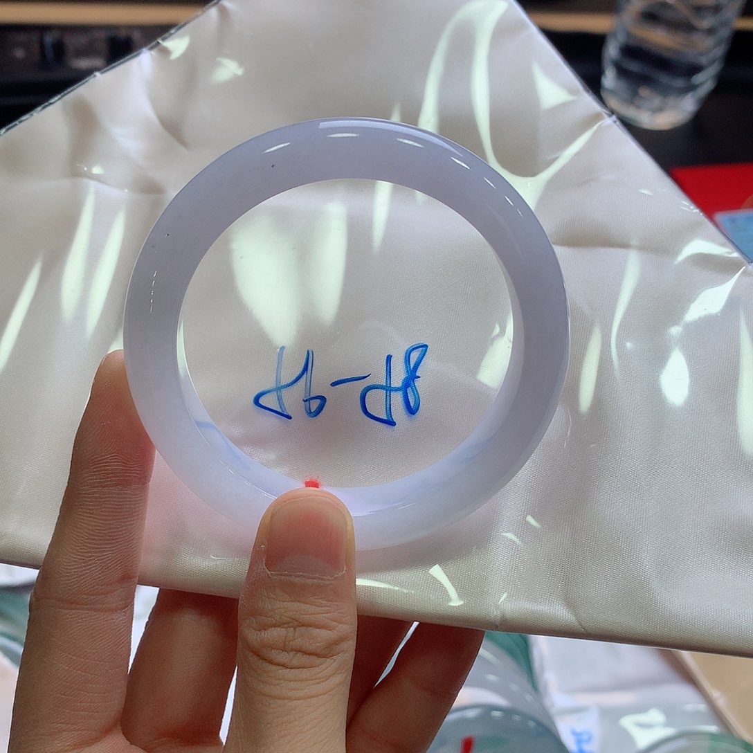 翡翠未镶嵌手镯翡翠