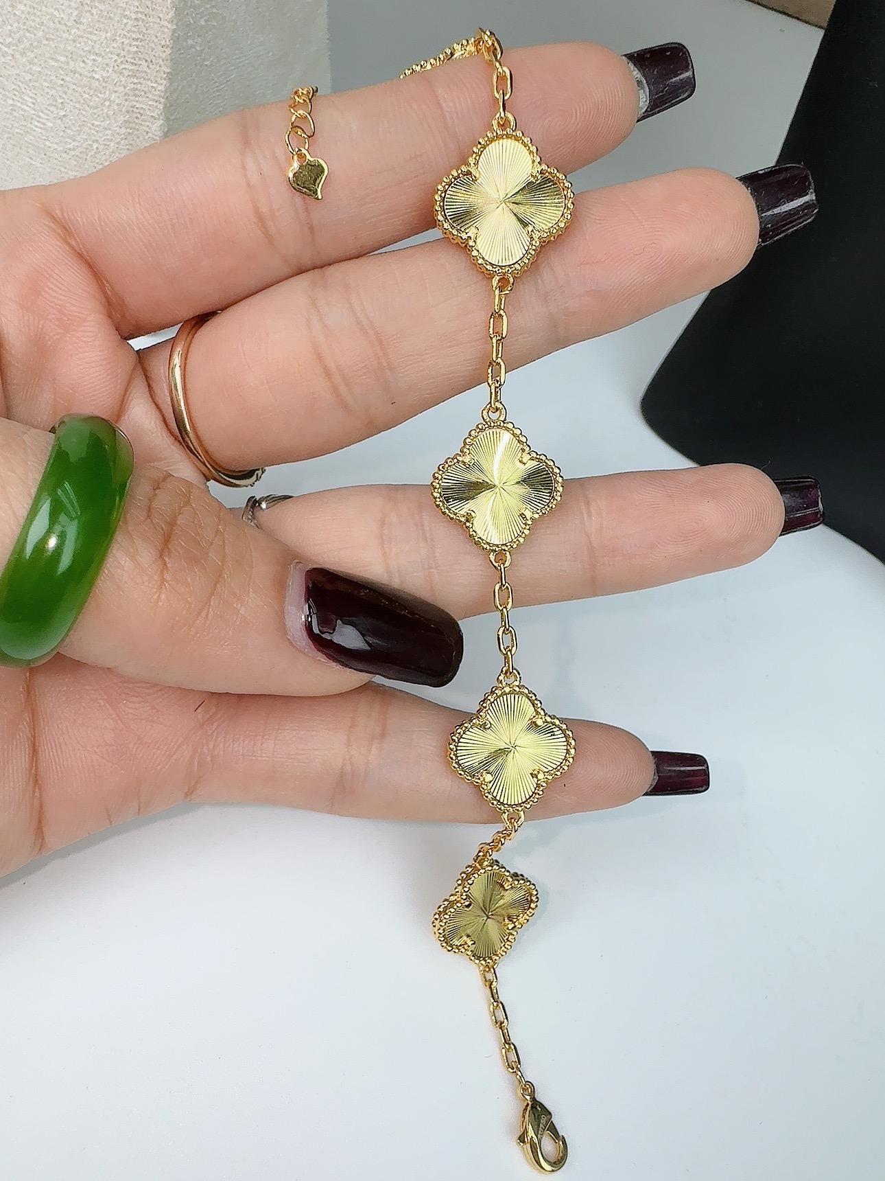 水贝鑫荏五花镭射手链