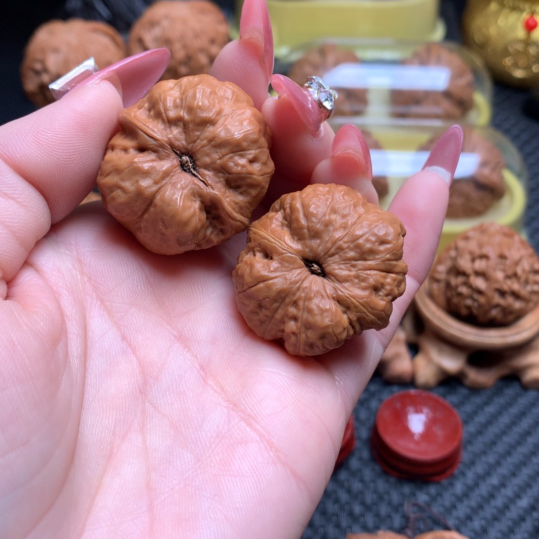 文玩核桃把件你*33玉蟾