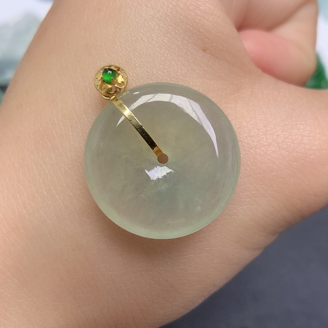 翡翠颈饰18K金镶嵌平安扣