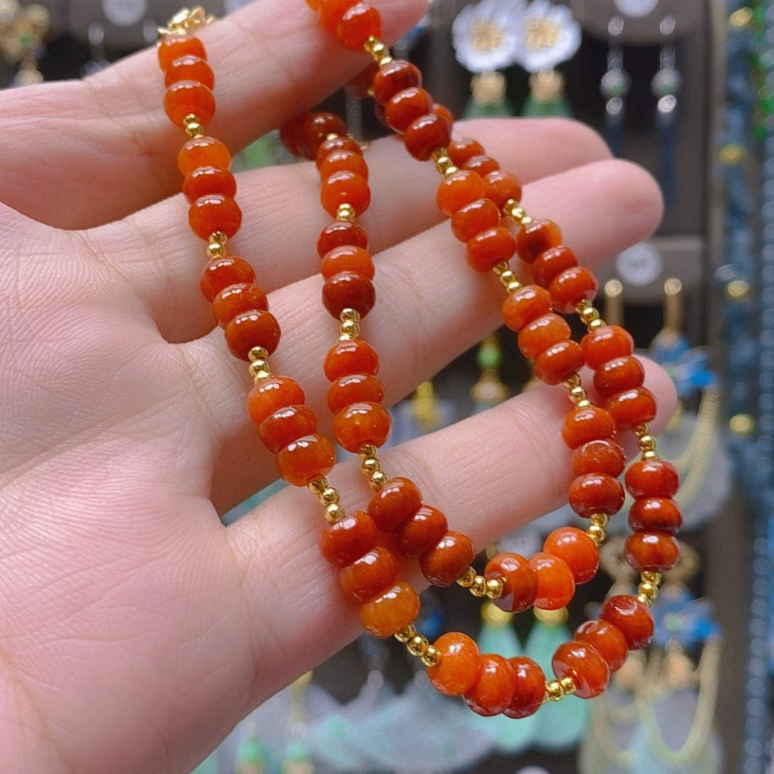 未镶嵌翡翠耳饰翡翠