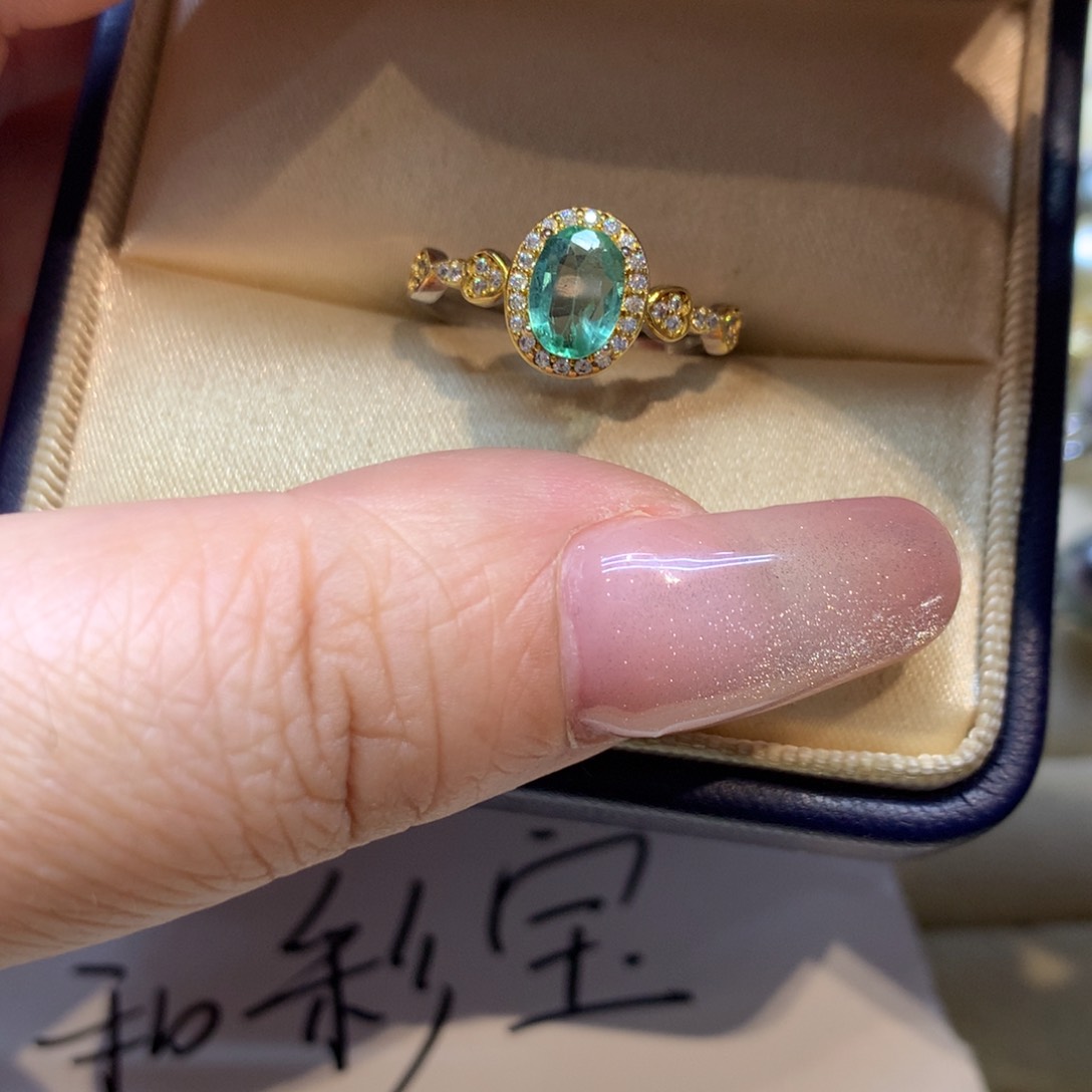 银S925镶嵌戒指祖母绿