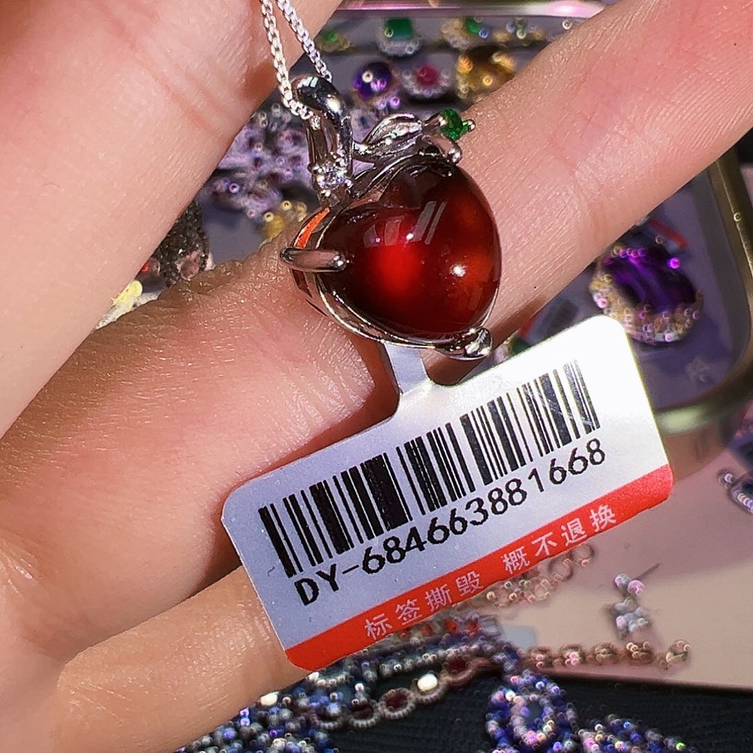 银S925镶嵌吊坠石榴石（芬达石）