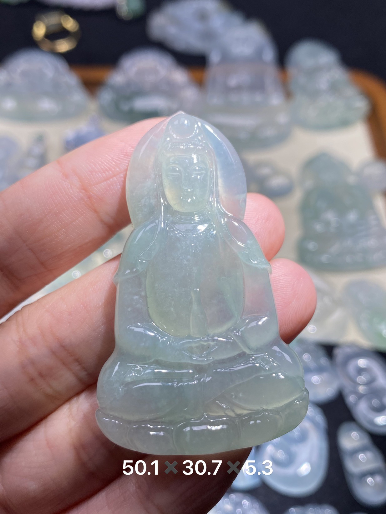 天然缅甸翡翠A货观音