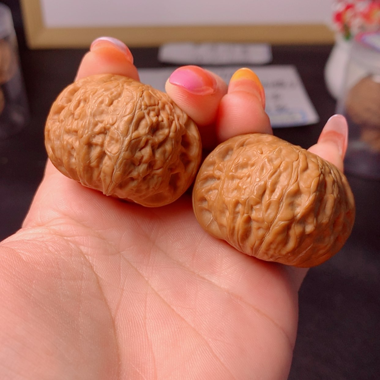 【闪购商品】文玩核桃吊坠小*侠40铁锤妹妹