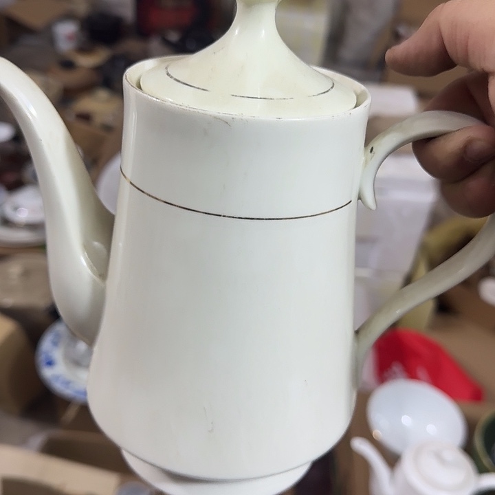 茶盏陶瓷盘子啥都有