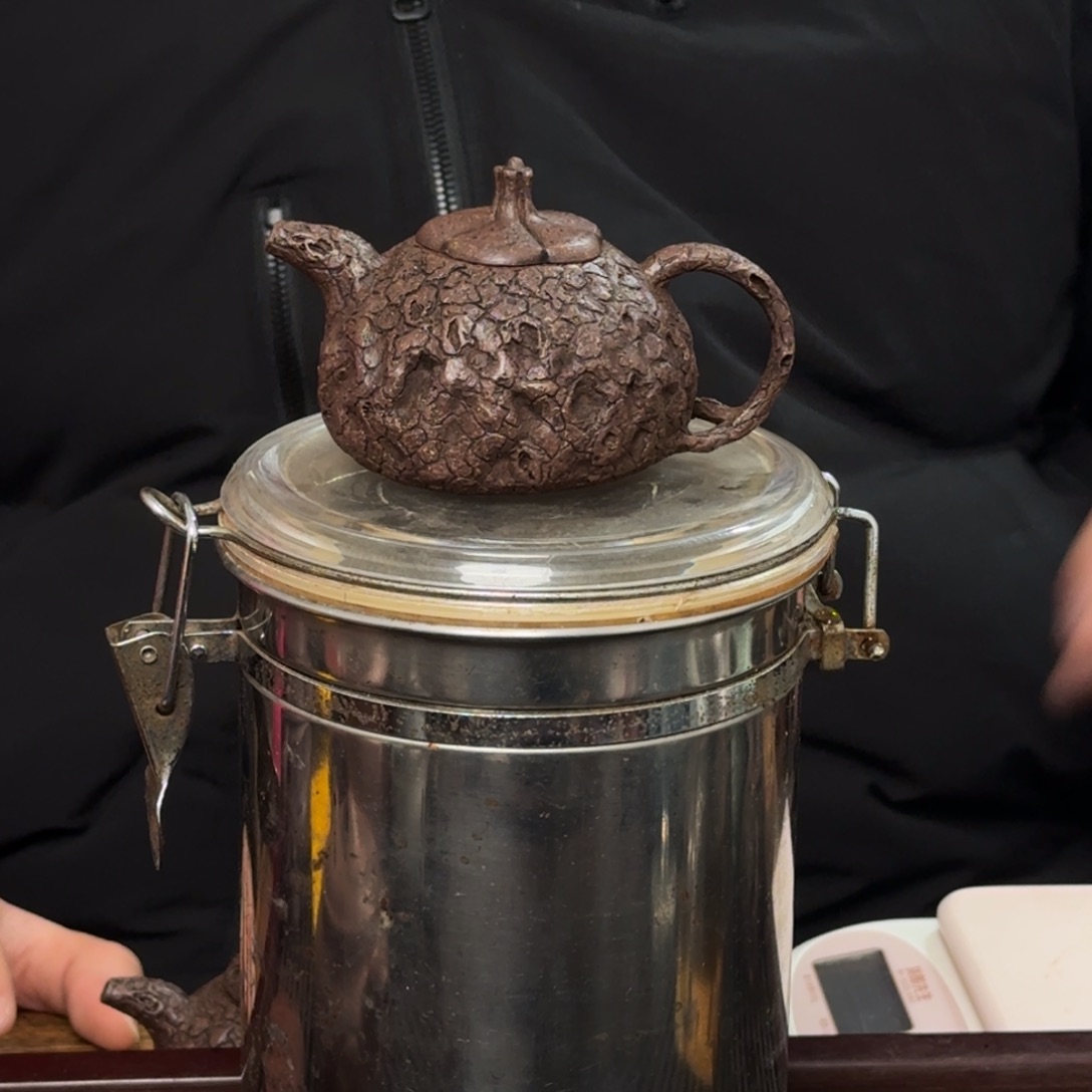 紫砂茶壶乐*?瓜纽供春壶130cc