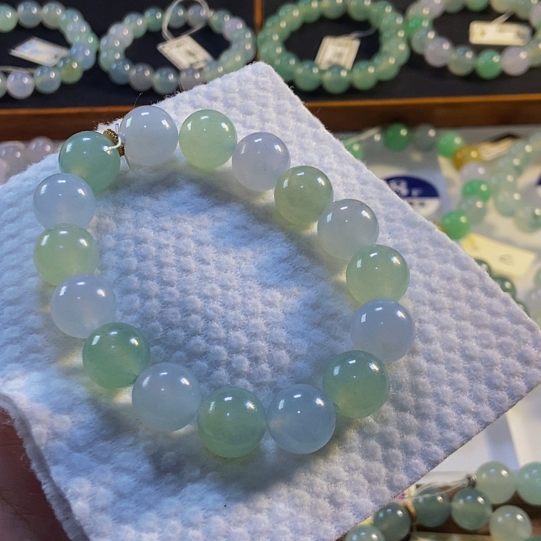 定制翡翠未镶嵌翡翠手串卡12.6