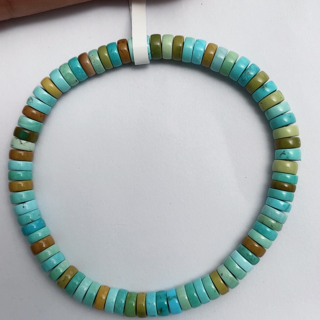 绿松石配饰未镶嵌