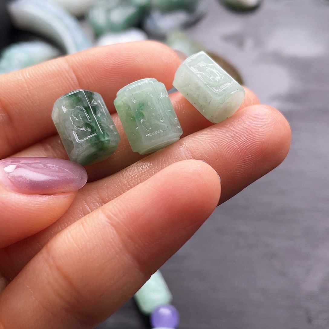 定制翡翠未镶嵌天然