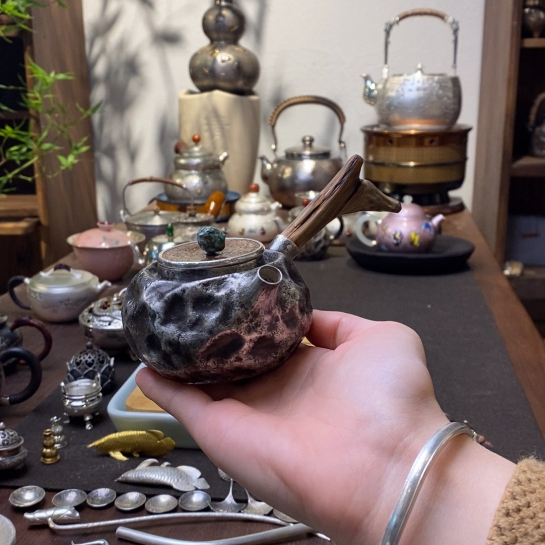S****抖足银999侧把铜包银盖泡茶壶