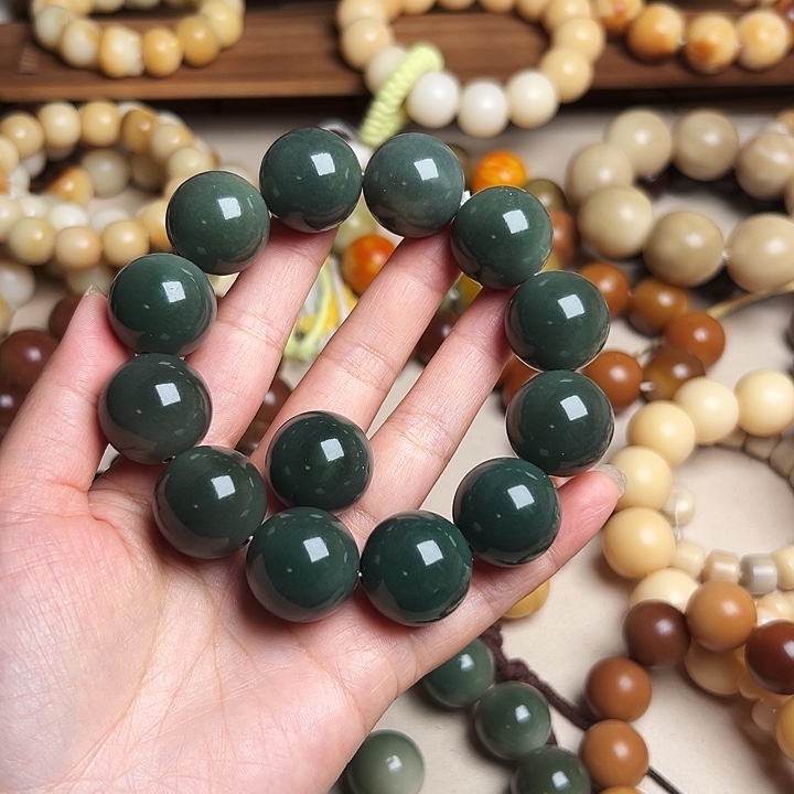 ****女菩提根/象牙果吊坠青提微微瑕福利送瑕珠一颗