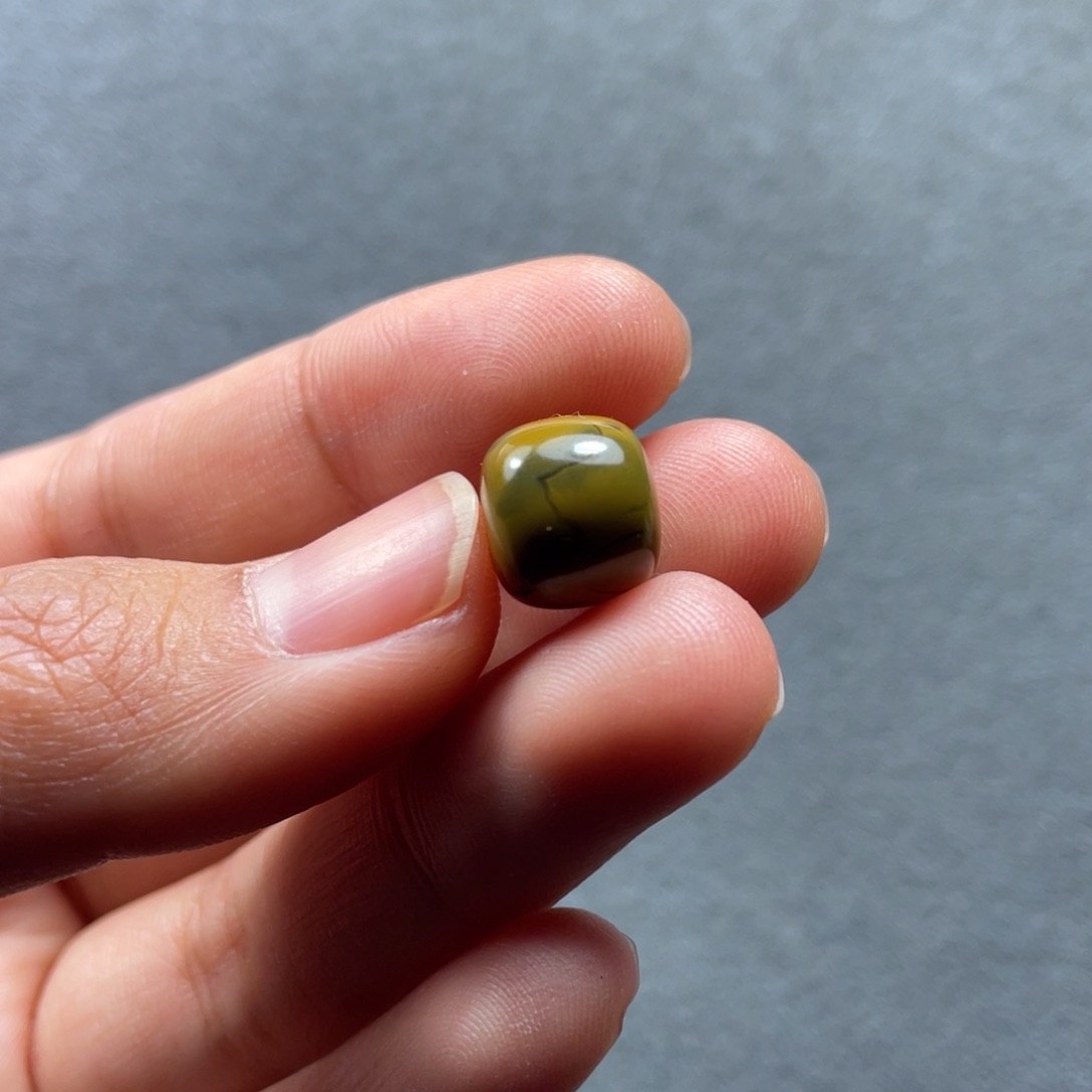 南红玛瑙配饰未镶嵌10.4mm