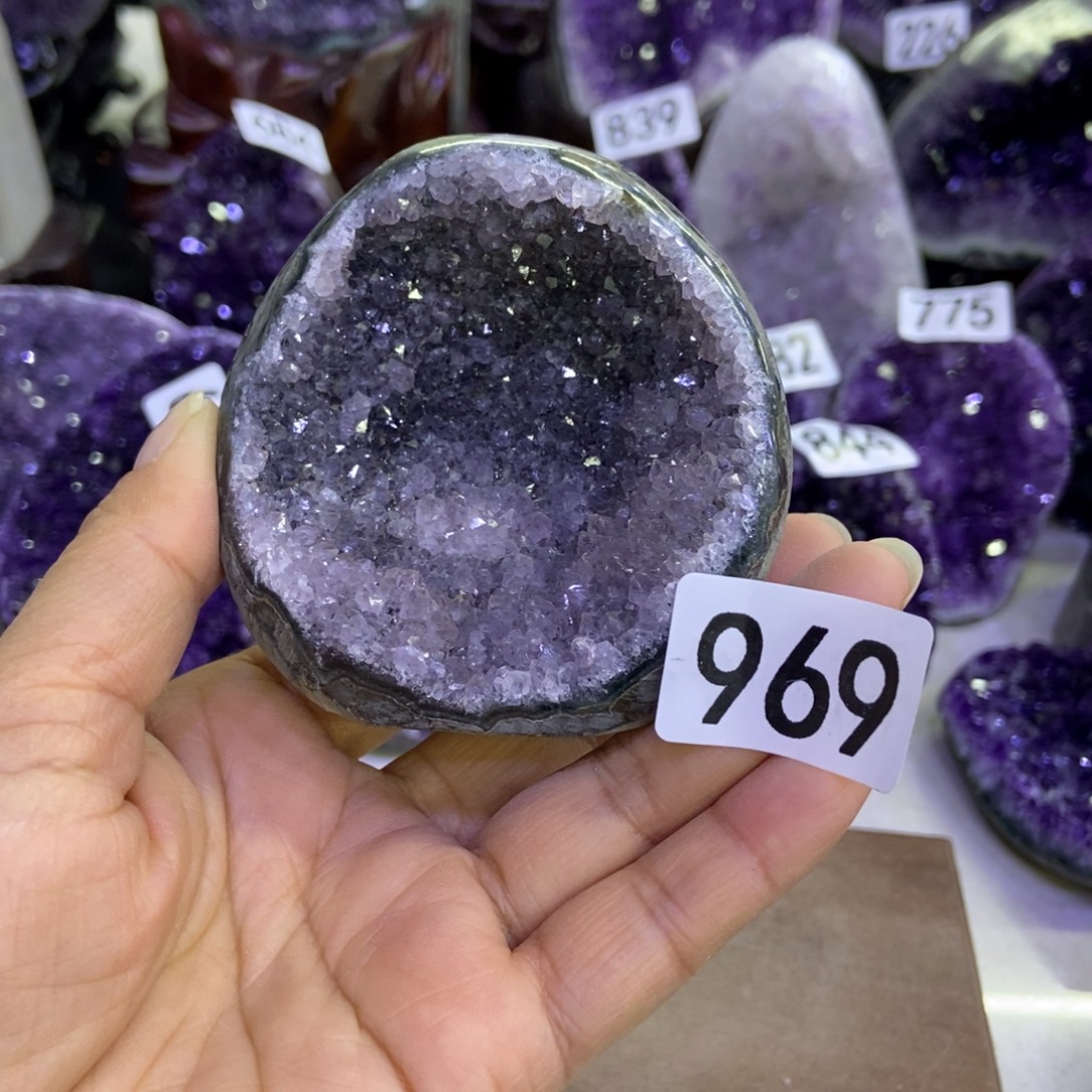 水晶未镶嵌大型摆件（非配饰）