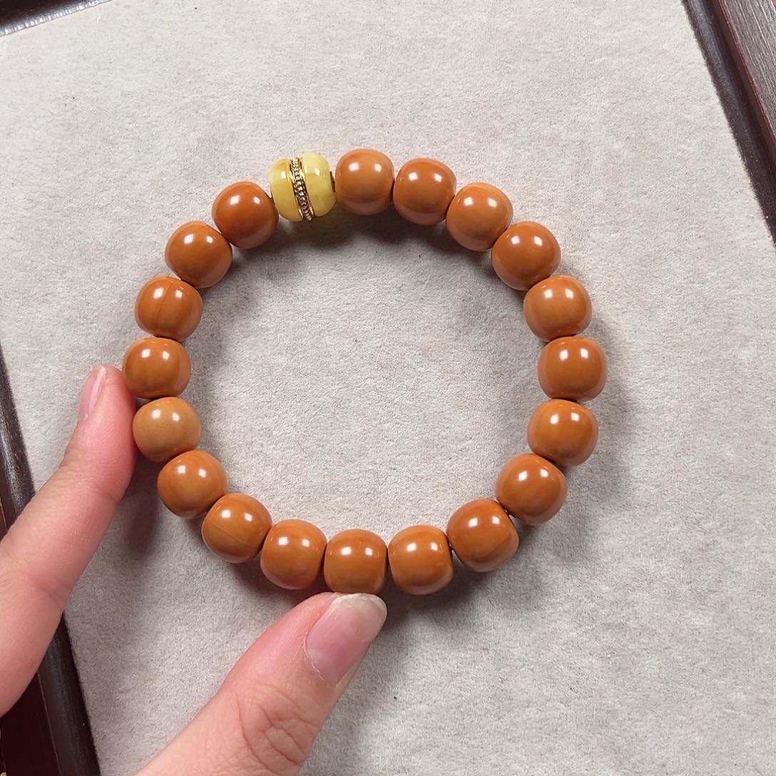 核桃手串未镶嵌猴头菩提