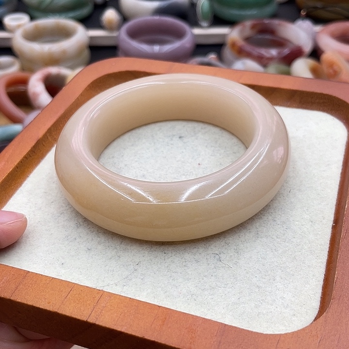 石英质玉圈口60合金