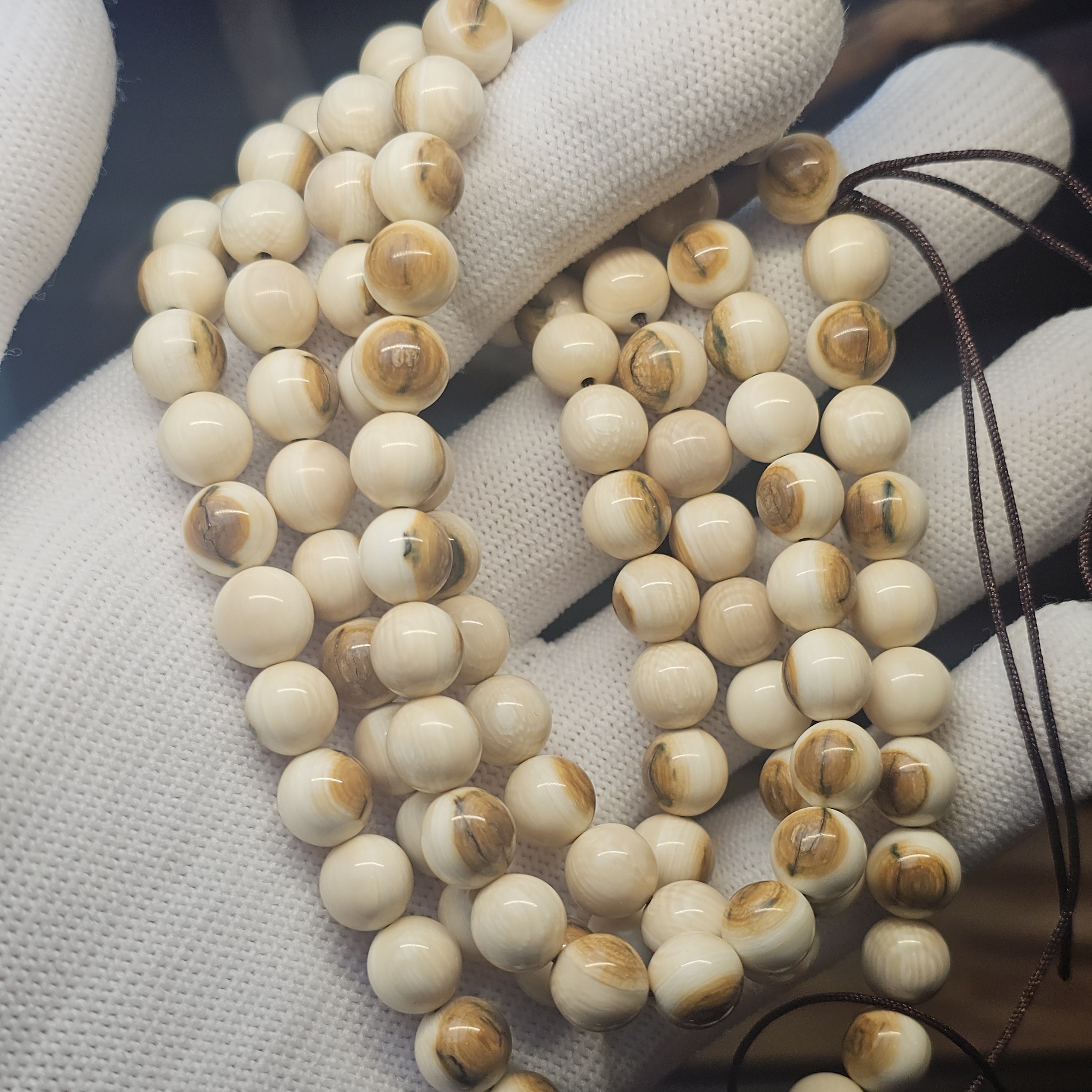 天然猛犸牙0.8黄金瞳108颗长串