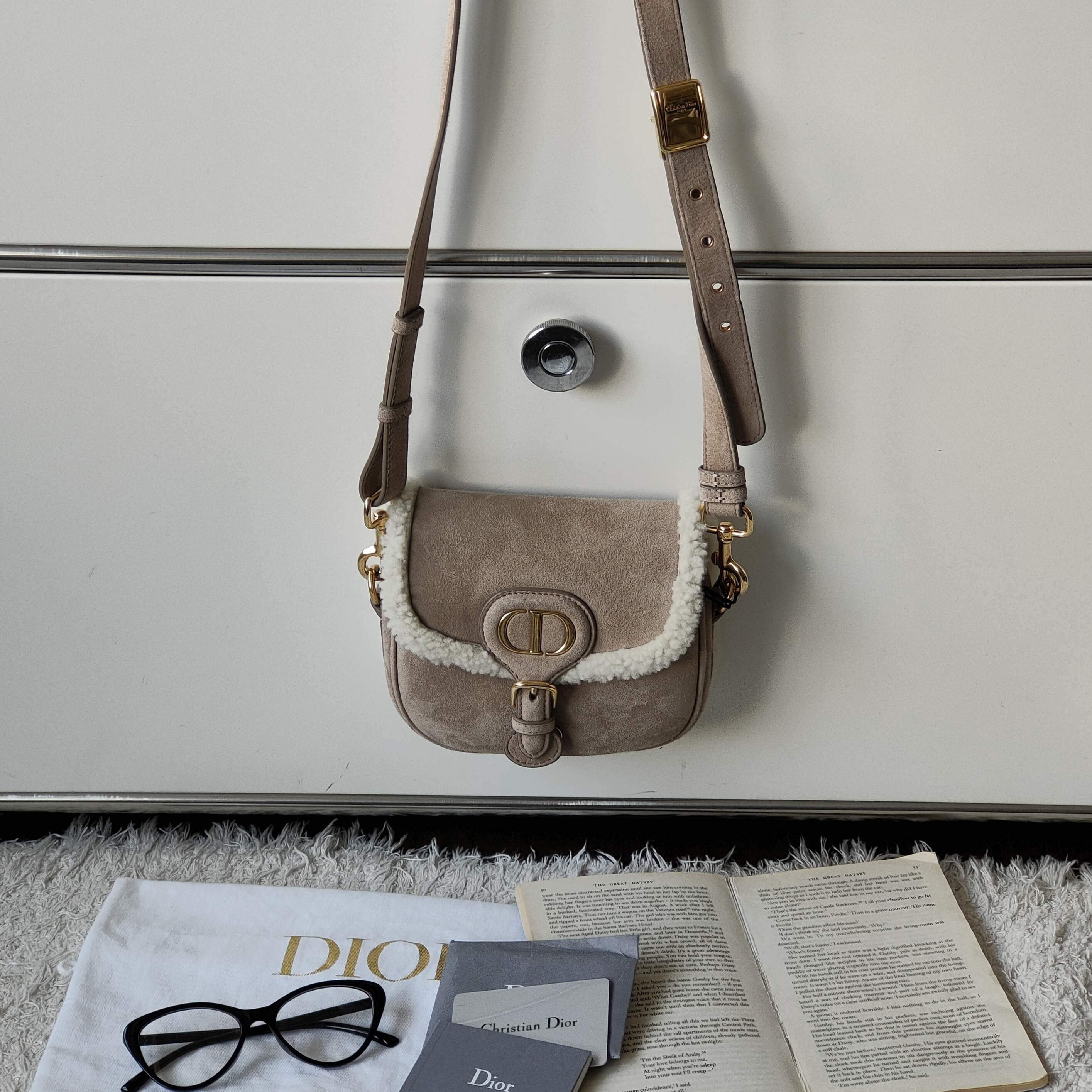 95新 DIOR/迪奥 Azul-灰色麂皮拼羊羔毛泰迪bobby单肩斜挎包37816