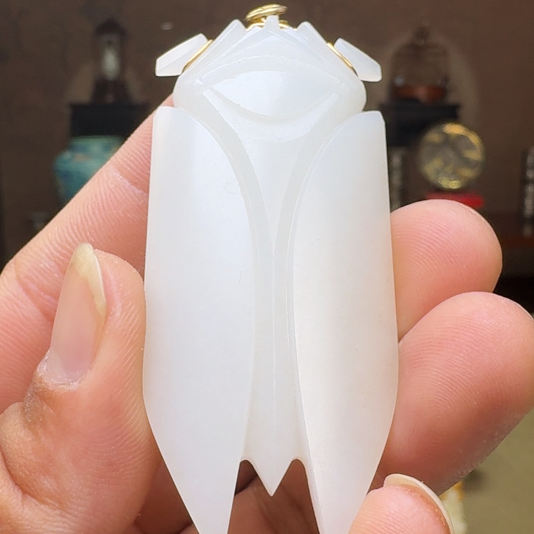 和田玉颈饰未镶嵌古**铺