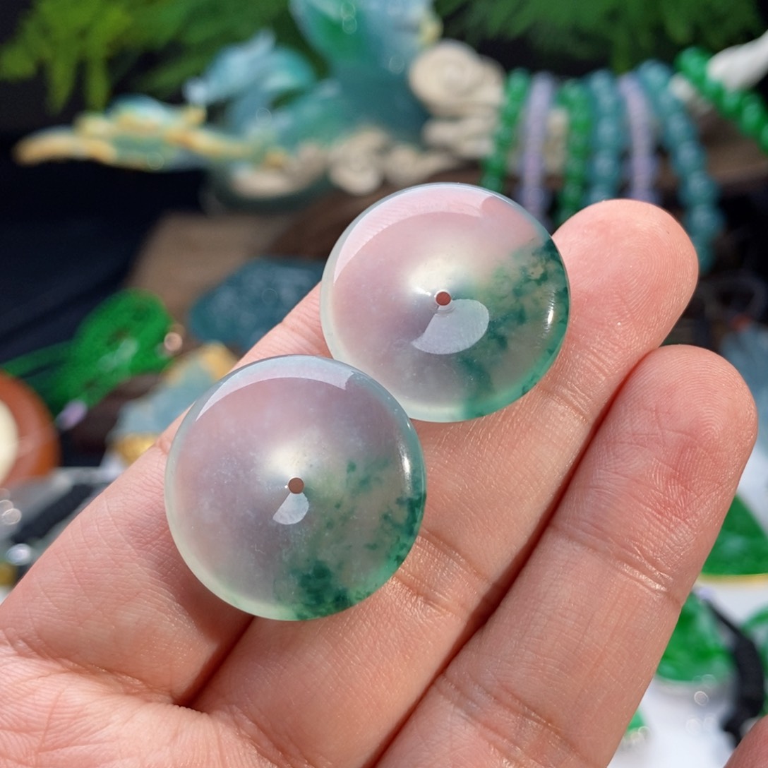 翡翠颈饰未镶嵌辰*疏冰飘花平安扣一对