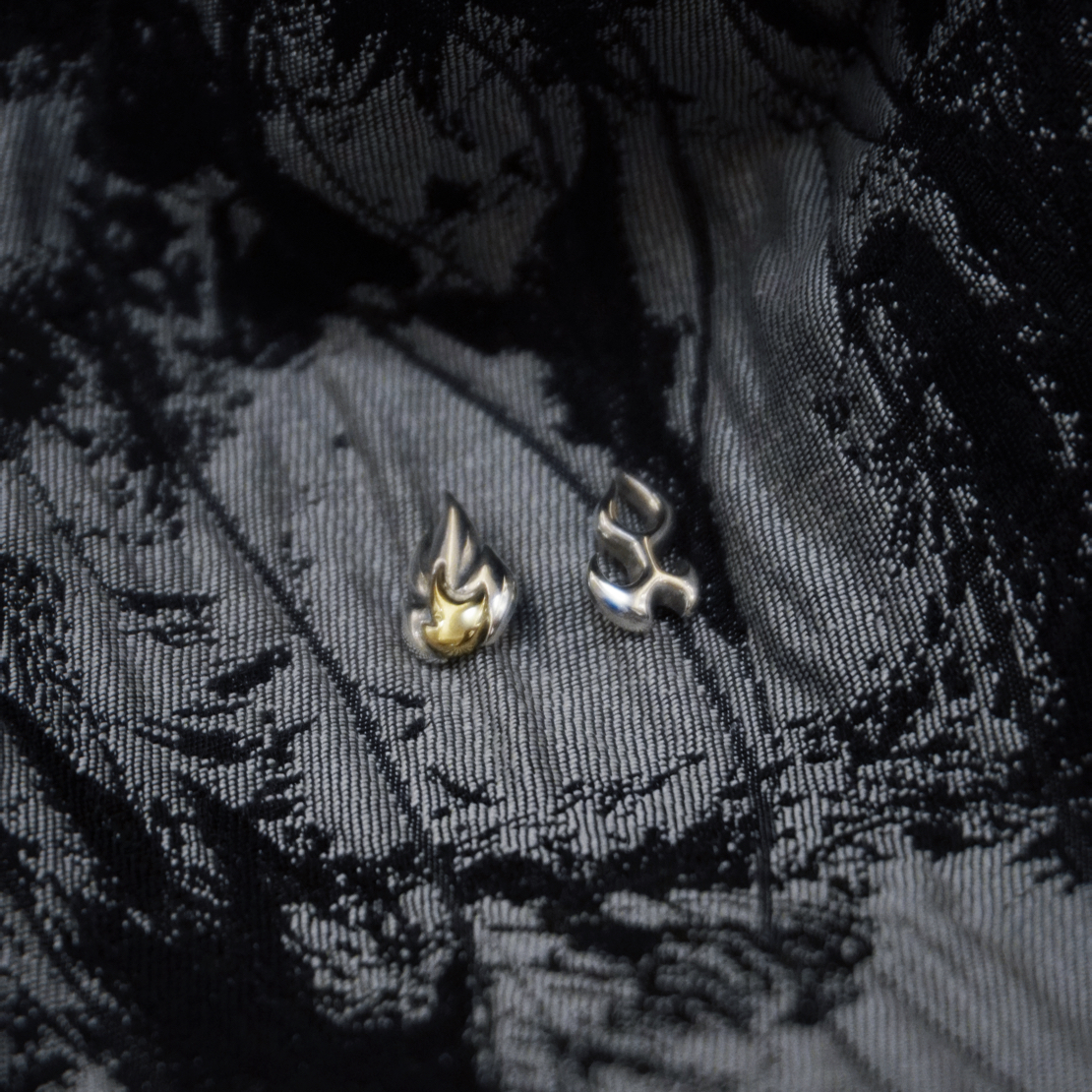 925银耳饰 「炎」纯银粉色不对称火焰纹复古中性男女通用耳钉