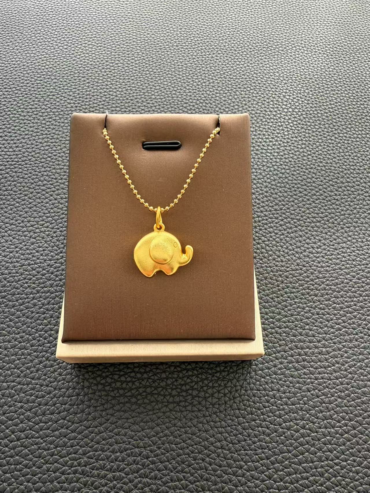 铜合金吊坠 铜合金吊坠 新款百搭金色小象气质时尚精美