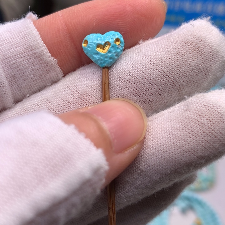 绿松石配饰未镶嵌