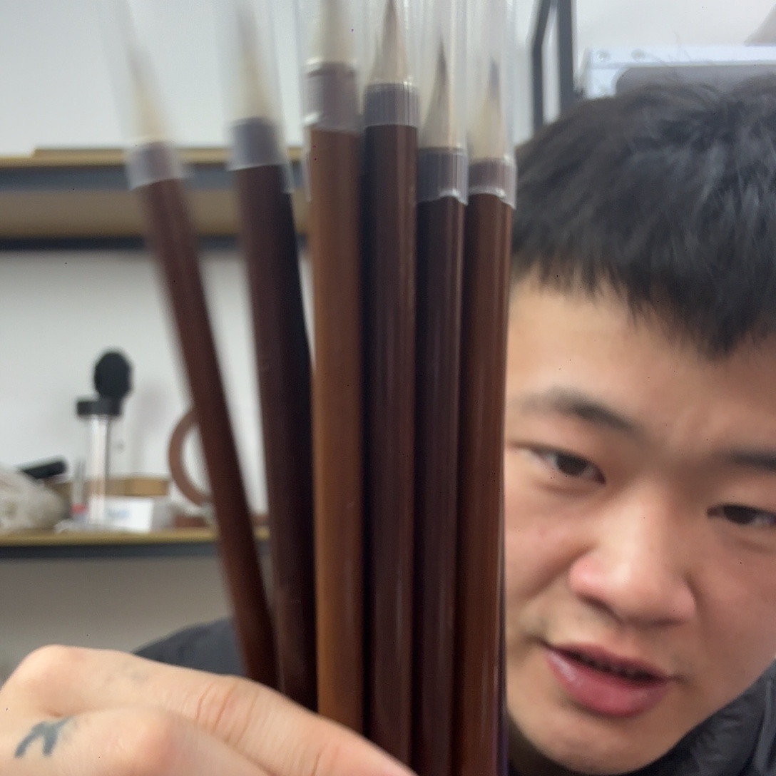 （仿宋鸡距）小楷一支