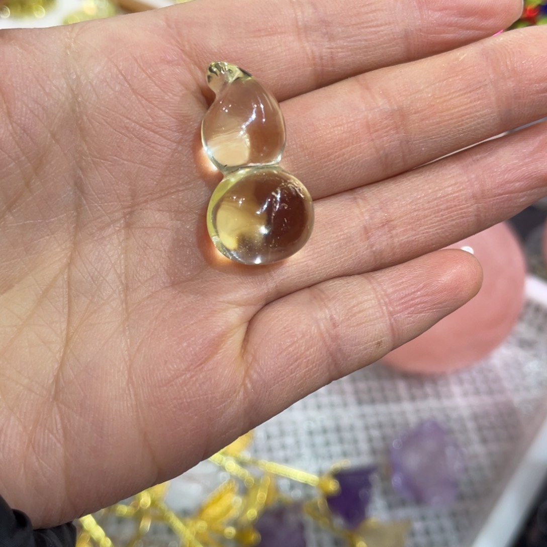 黄晶葫芦吊坠未镶嵌