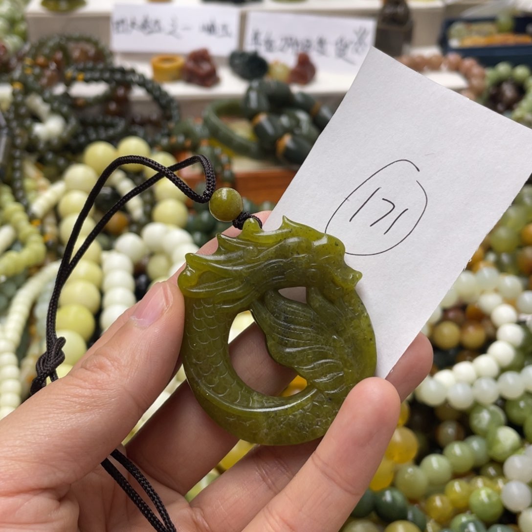 蛇纹石玉手链未镶嵌