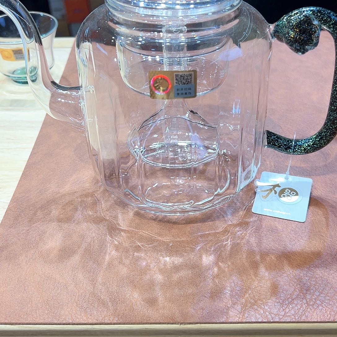****少禾器黑金莲君壶送和泰杯